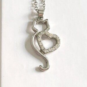 Vintage Silver Tone Rhodium Rhinestone Crysta Cat Kitty Pendant Necklace 18 inch